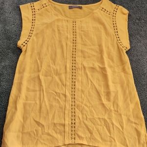 Cute mustard yellow coloured Oasis top